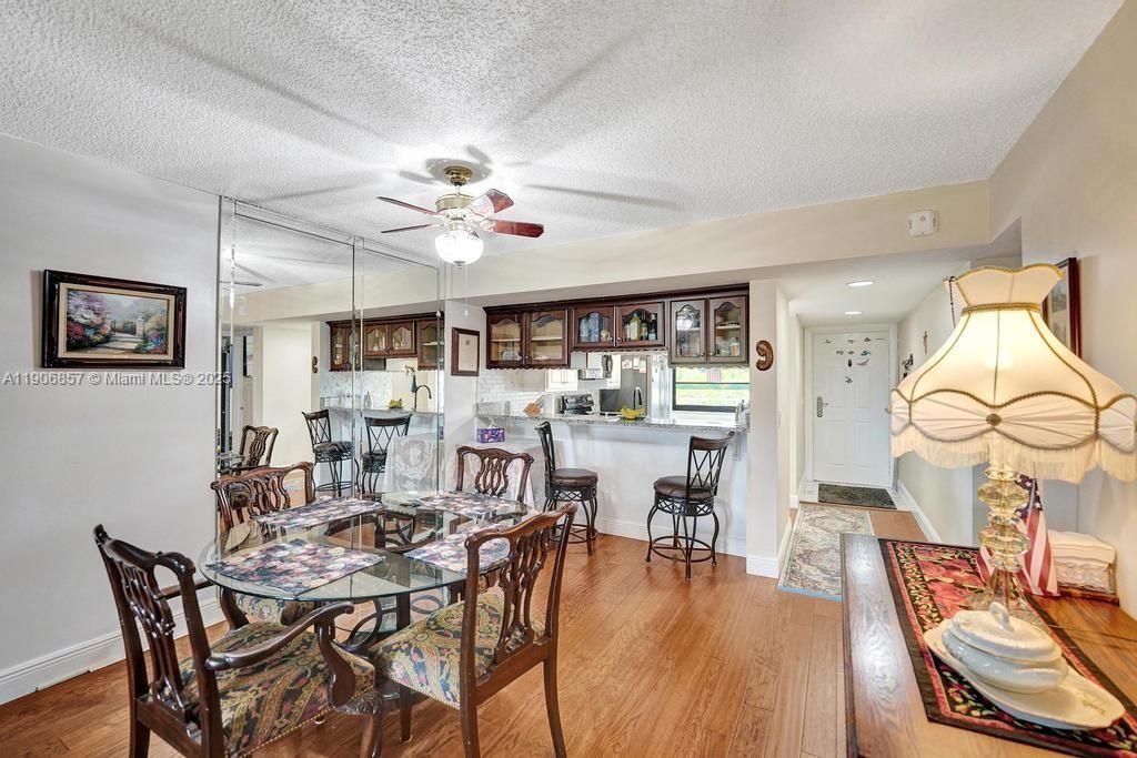 1502 Whitehall Dr, Unit 305, Davie, FL 33324 Photo