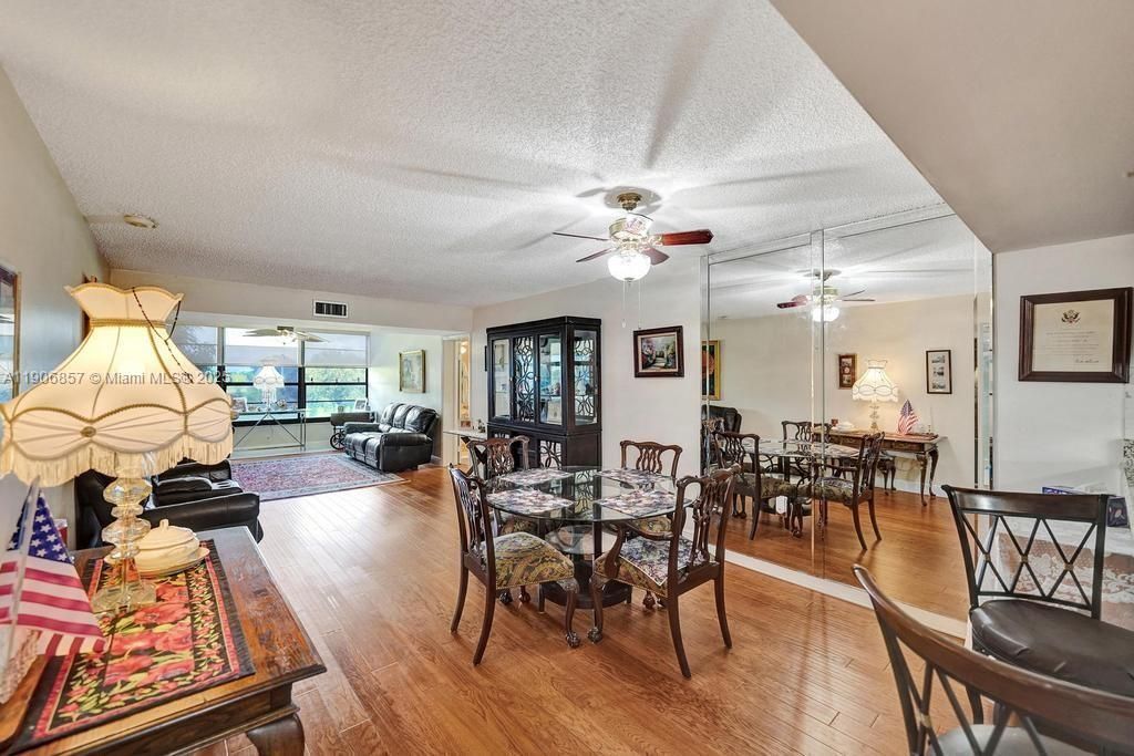 1502 Whitehall Dr, Unit 305, Davie, FL 33324 Photo