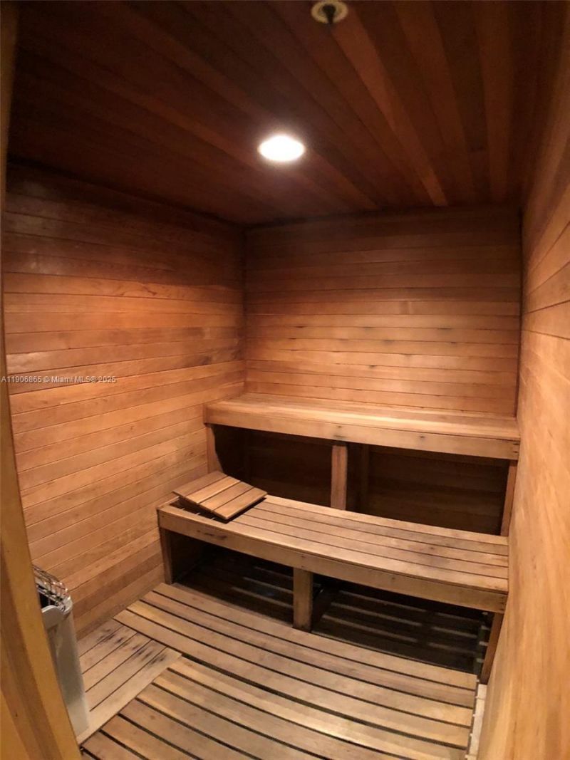 1800 Sunset Harbour Dr, Unit 2005, Miami Beach, FL 33139 Photo