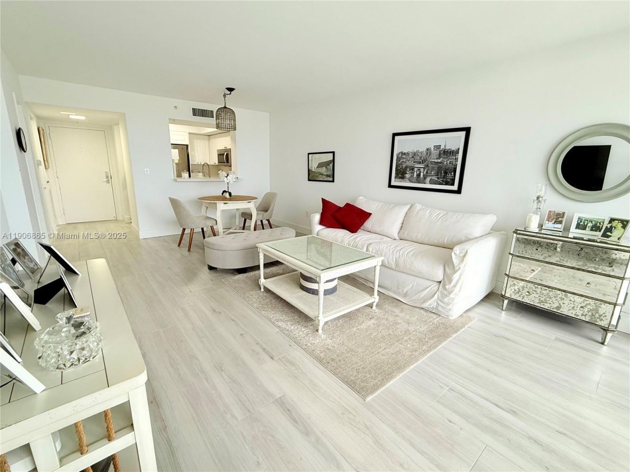 1800 Sunset Harbour Dr, Unit 2005, Miami Beach, FL 33139 Photo