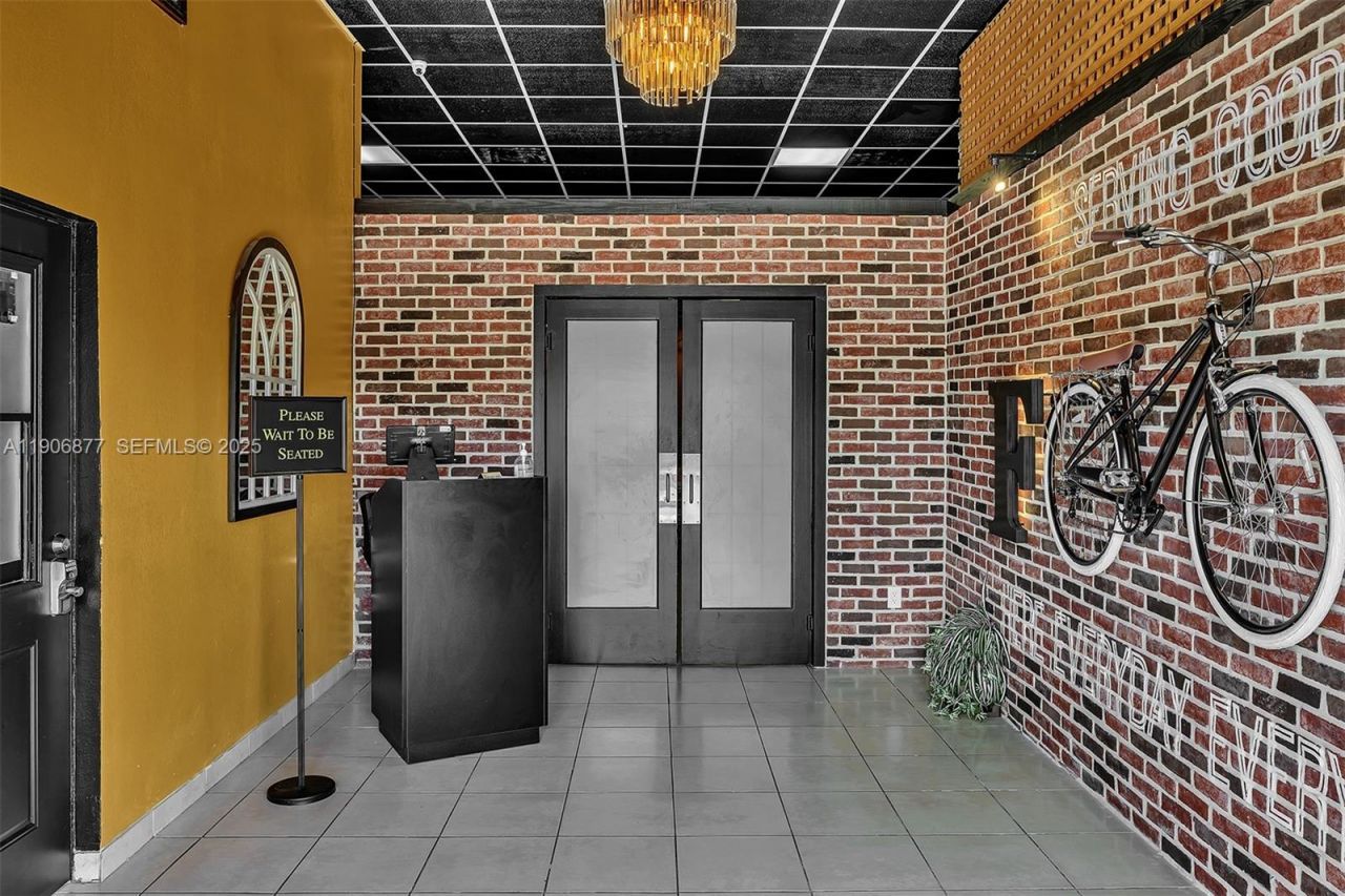 17 NE 1st Rd, Homestead, FL 33030 Photo