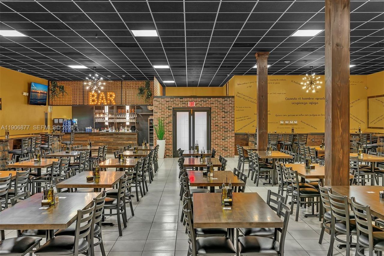 17 NE 1st Rd, Homestead, FL 33030 Photo