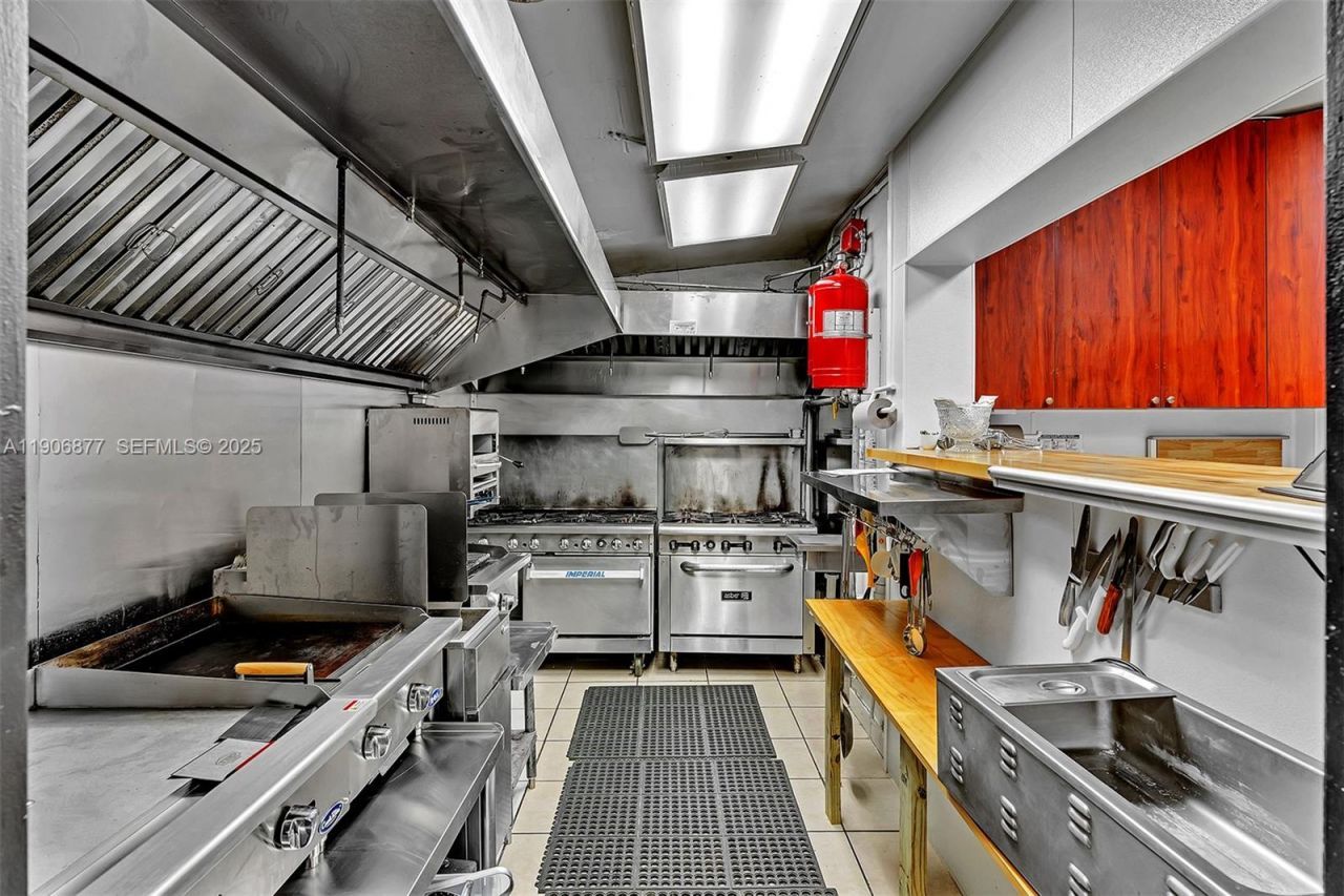 17 NE 1st Rd, Homestead, FL 33030 Photo