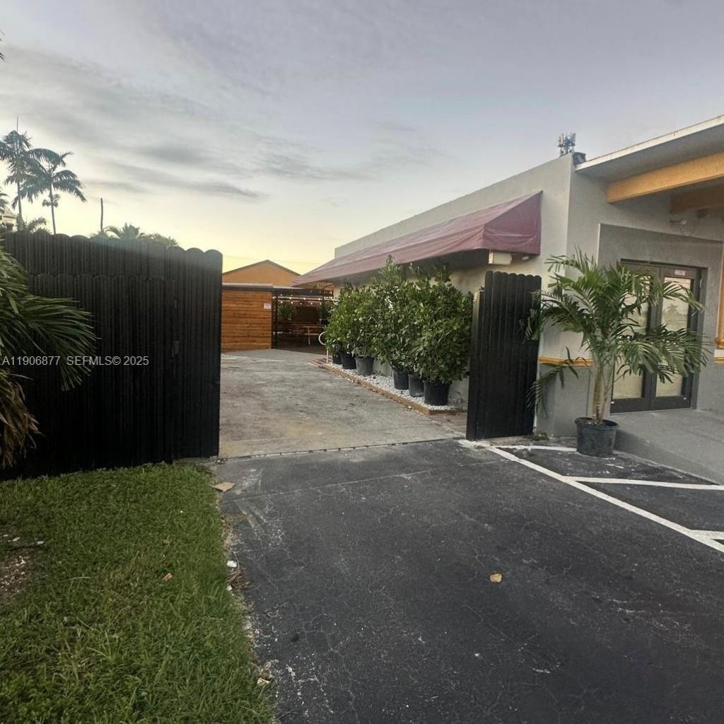 17 NE 1st Rd, Homestead, FL 33030 Photo