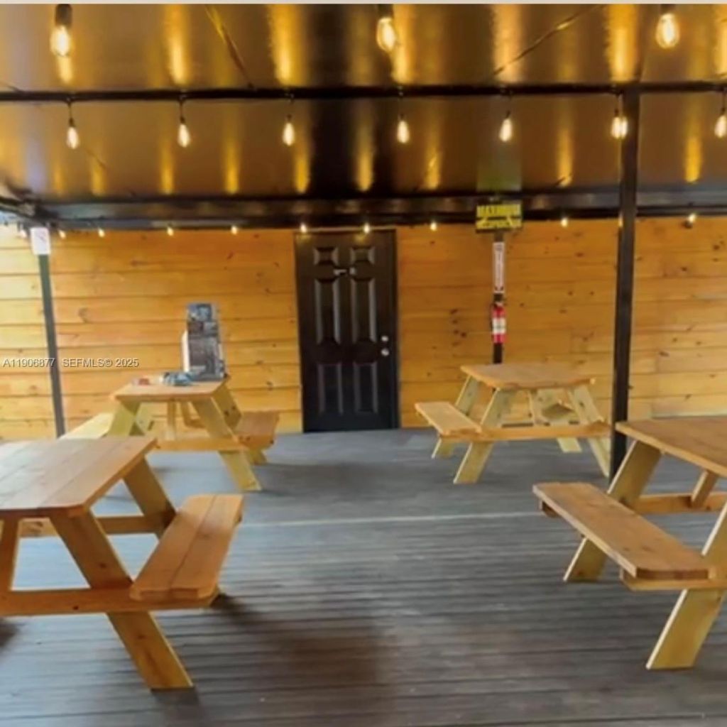 17 NE 1st Rd, Homestead, FL 33030 Photo