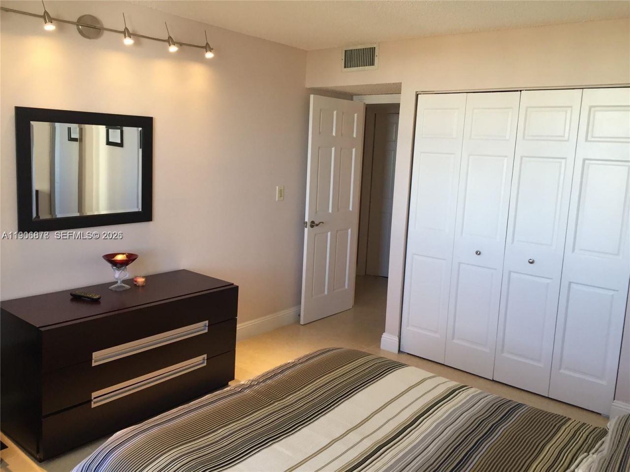 18151 NE 31st Ct, Unit 1912, Aventura, FL 33160 Photo