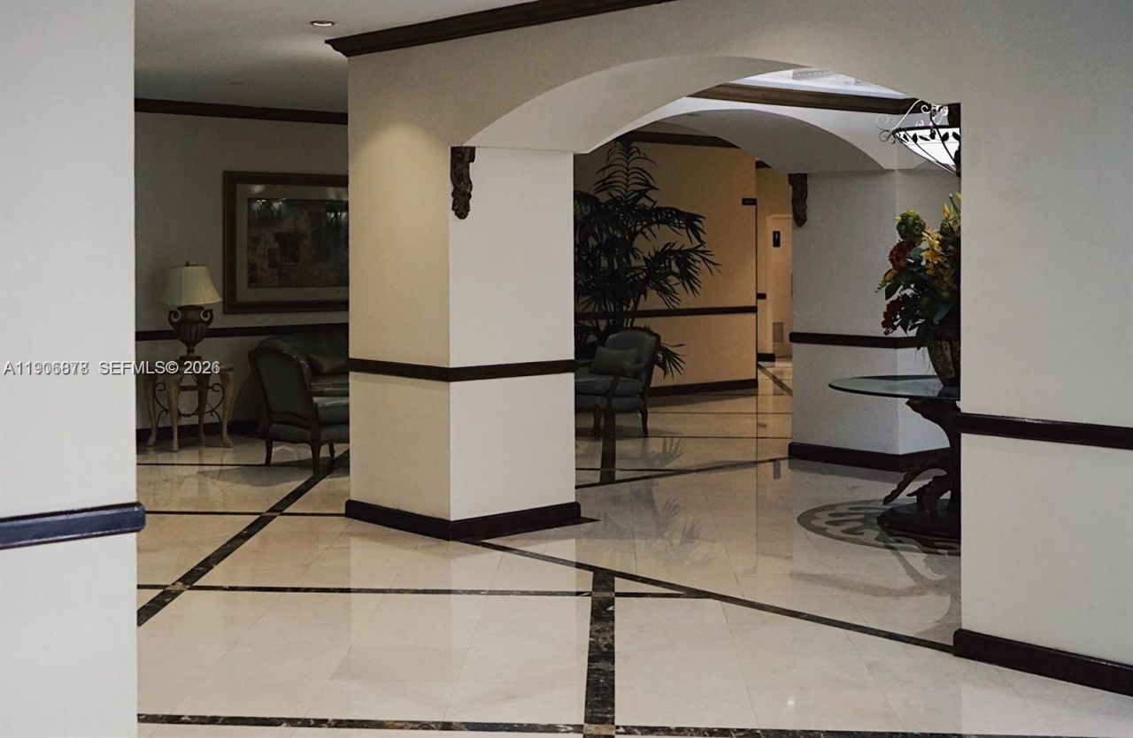 18151 NE 31st Ct, Unit 1912, Aventura, FL 33160 Photo