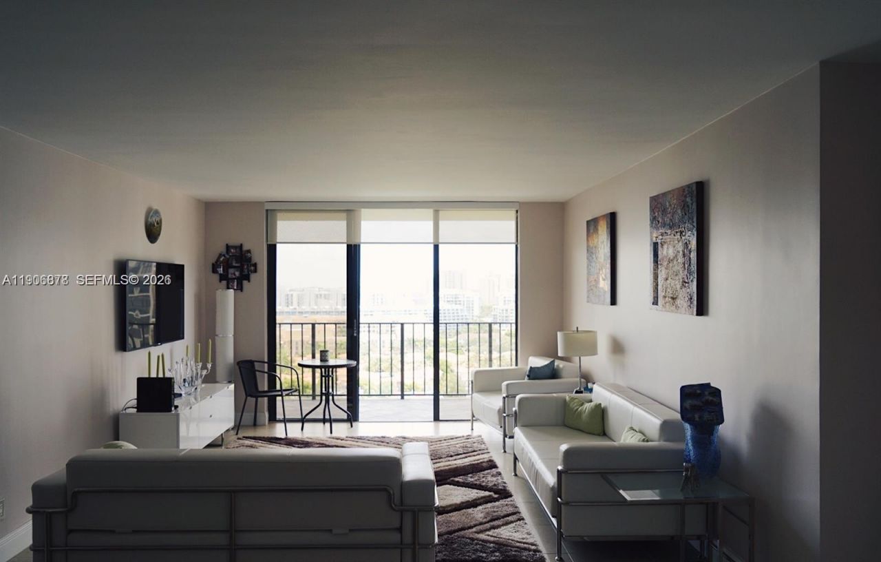 18151 NE 31st Ct, Unit 1912, Aventura, FL 33160 Photo