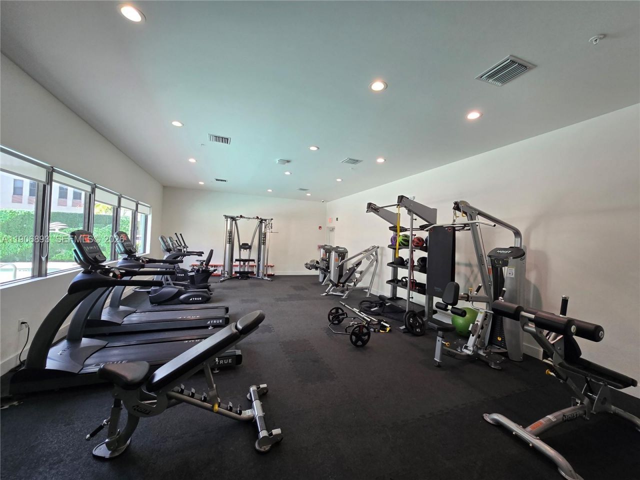 4500 NW 8th Pl, Plantation, FL 33317 Photo