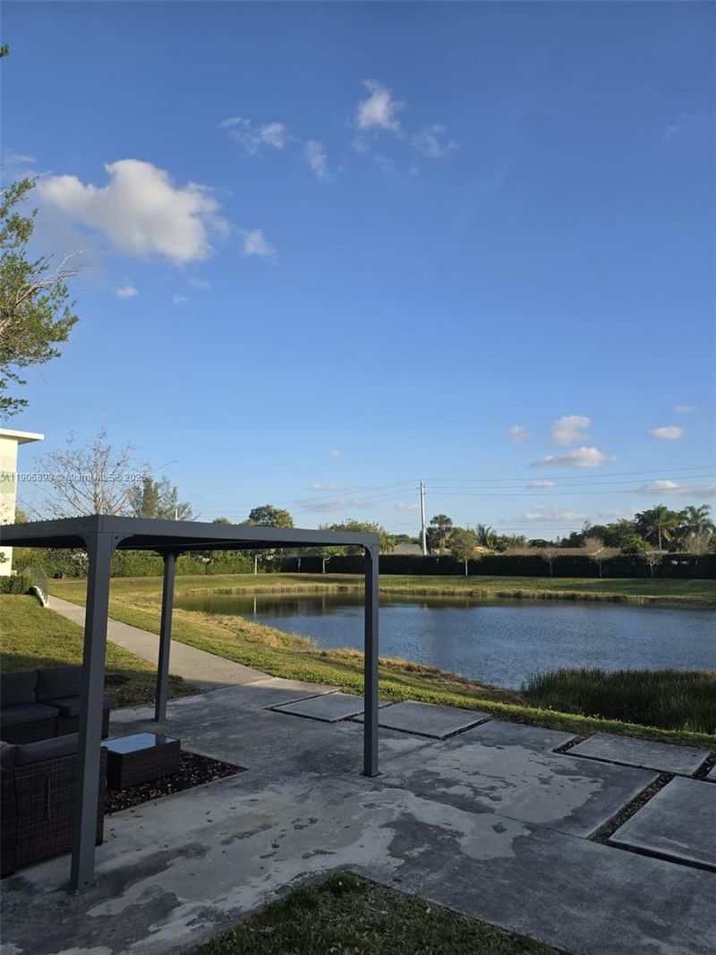 4500 NW 8th Pl, Plantation, FL 33317 Photo