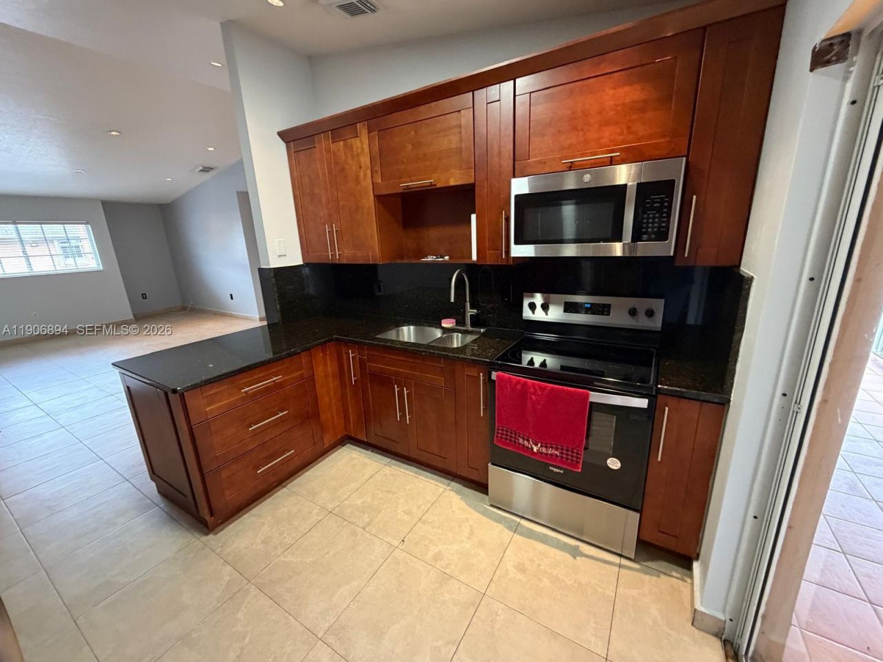 7845 W 36th Ave, Unit 203, Hialeah, FL 33018 Photo