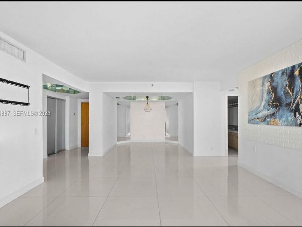 3610 Yacht Club Dr, Unit 609, Aventura, FL 33180