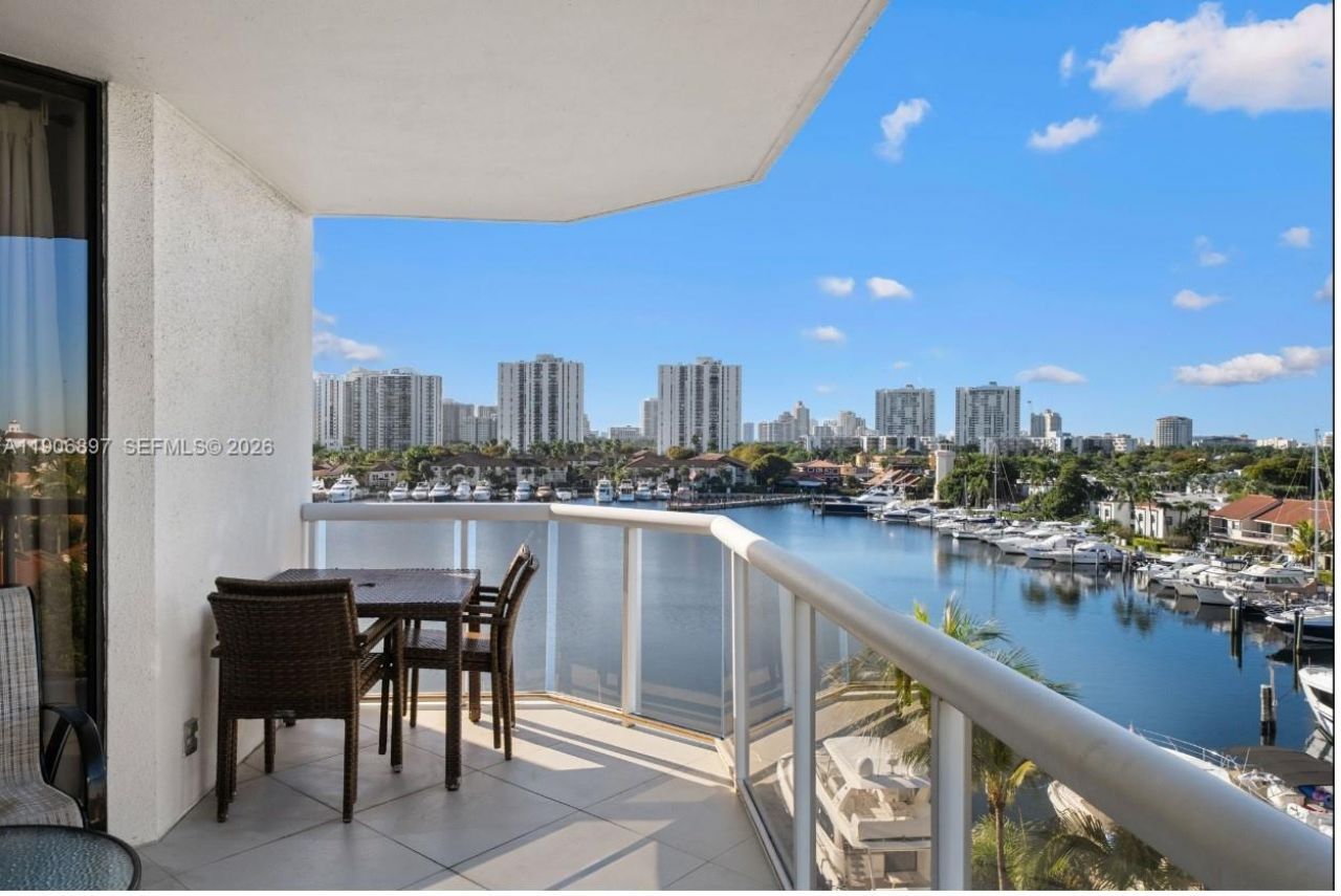 3610 Yacht Club Dr, Unit 609, Aventura, FL 33180 Photo