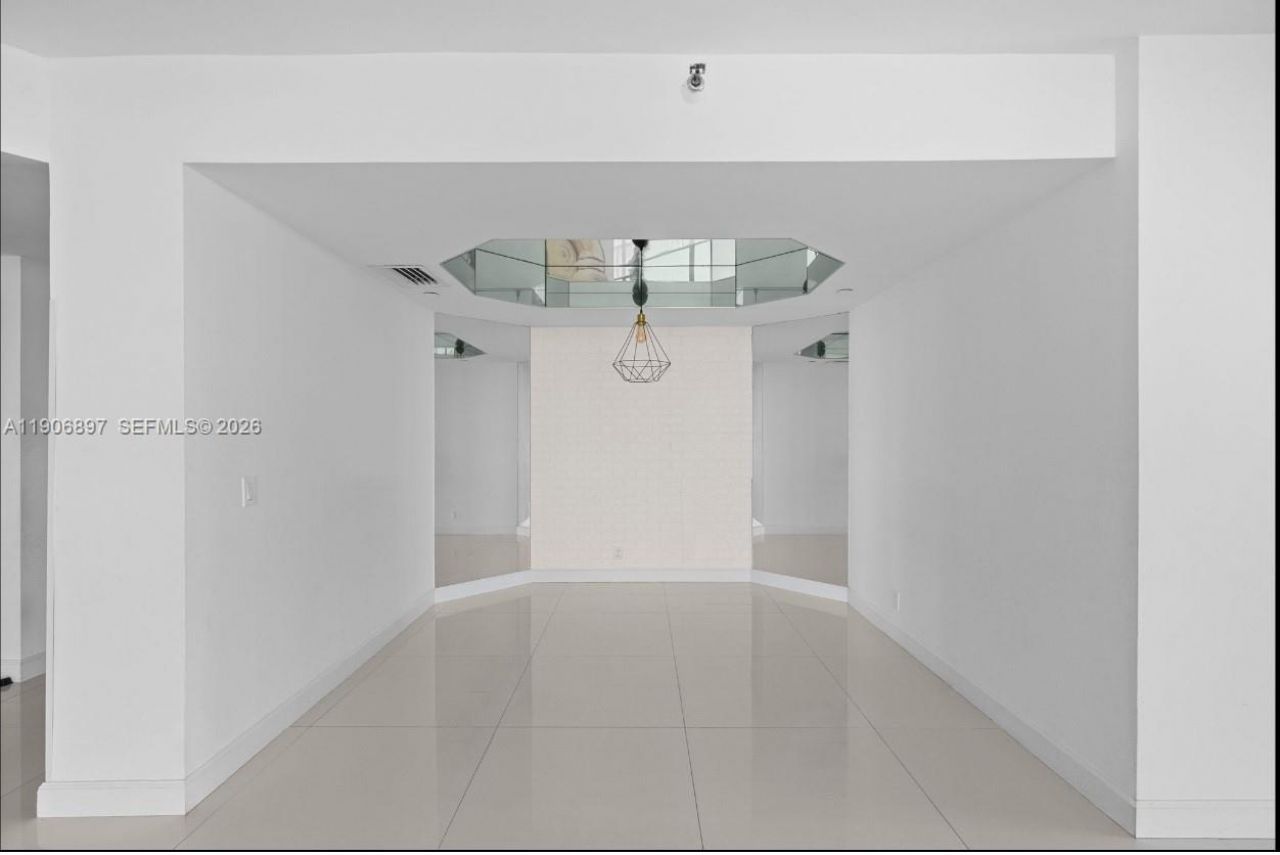 3610 Yacht Club Dr, Unit 609, Aventura, FL 33180 Photo