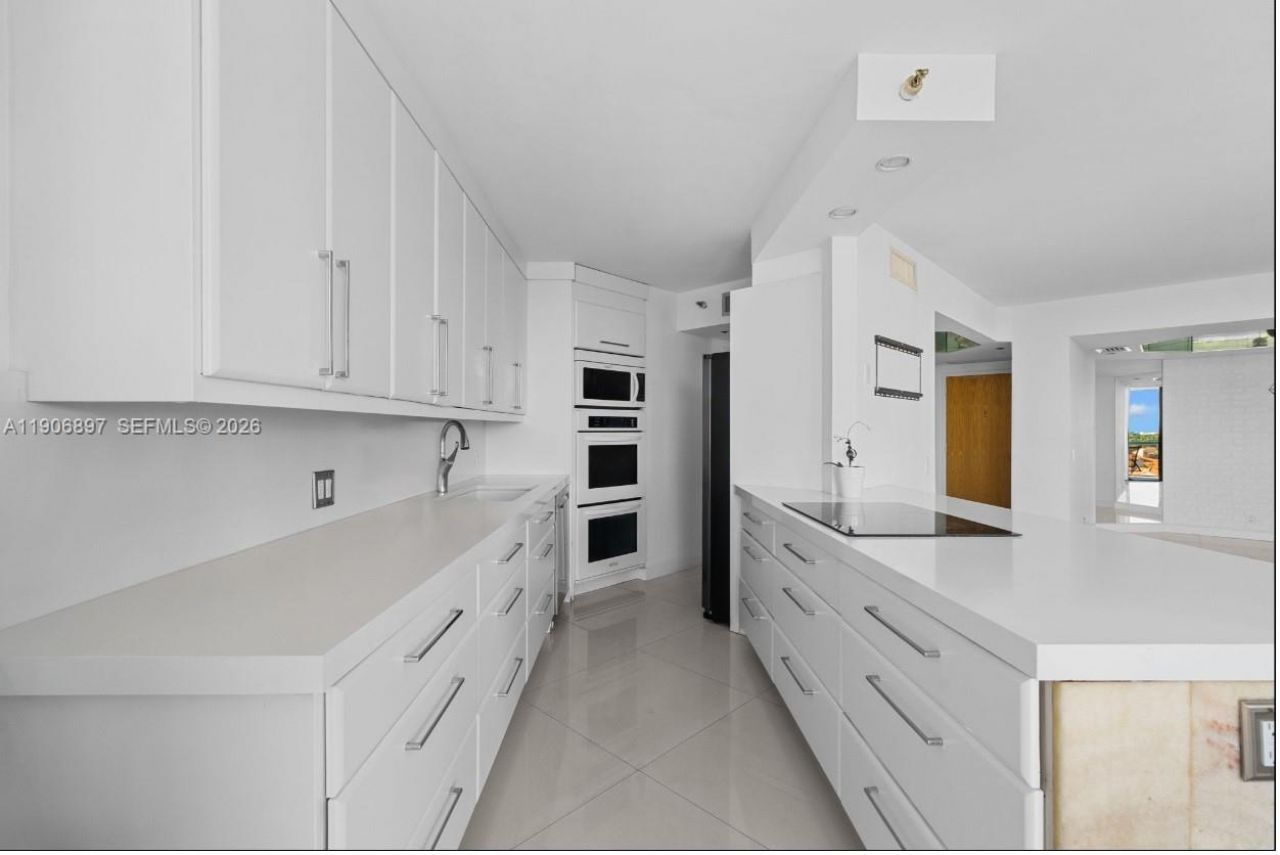 3610 Yacht Club Dr, Unit 609, Aventura, FL 33180 Photo