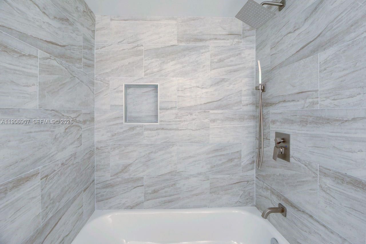 11250 SW 13th St, Unit 104, Pembroke Pines, FL 33025 Photo