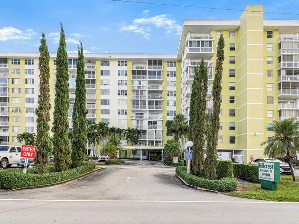 4400 Hillcrest Dr, Unit 912B, Hollywood, FL 33021
