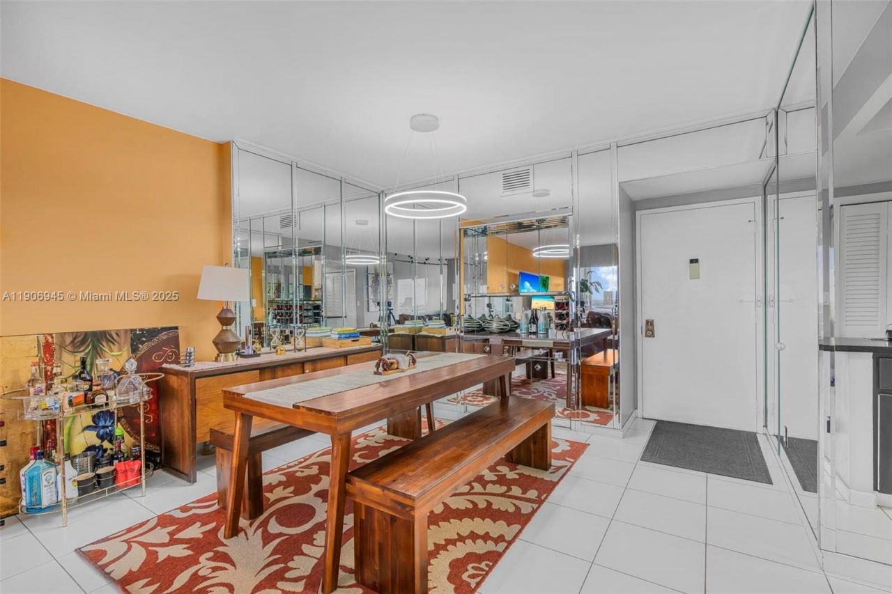 4400 Hillcrest Dr, Unit 912B, Hollywood, FL 33021 Photo