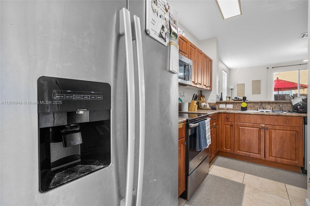 9239 SW 227th St, Unit 1, Cutler Bay, FL 33190 Photo