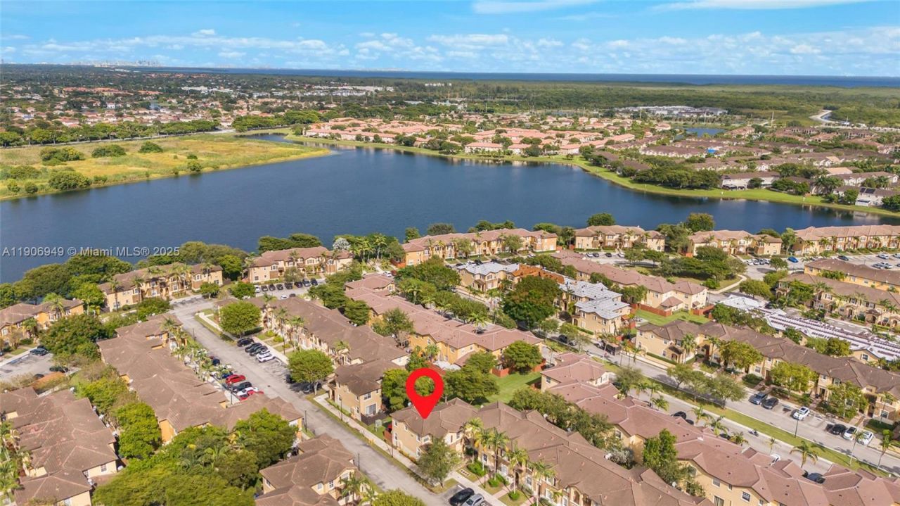 9239 SW 227th St, Unit 1, Cutler Bay, FL 33190 Photo