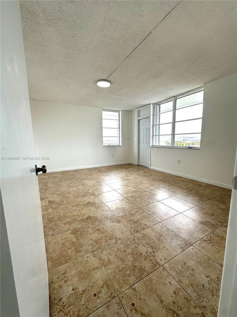 245 18th St, Unit 801, Miami Beach, FL 33139 Photo