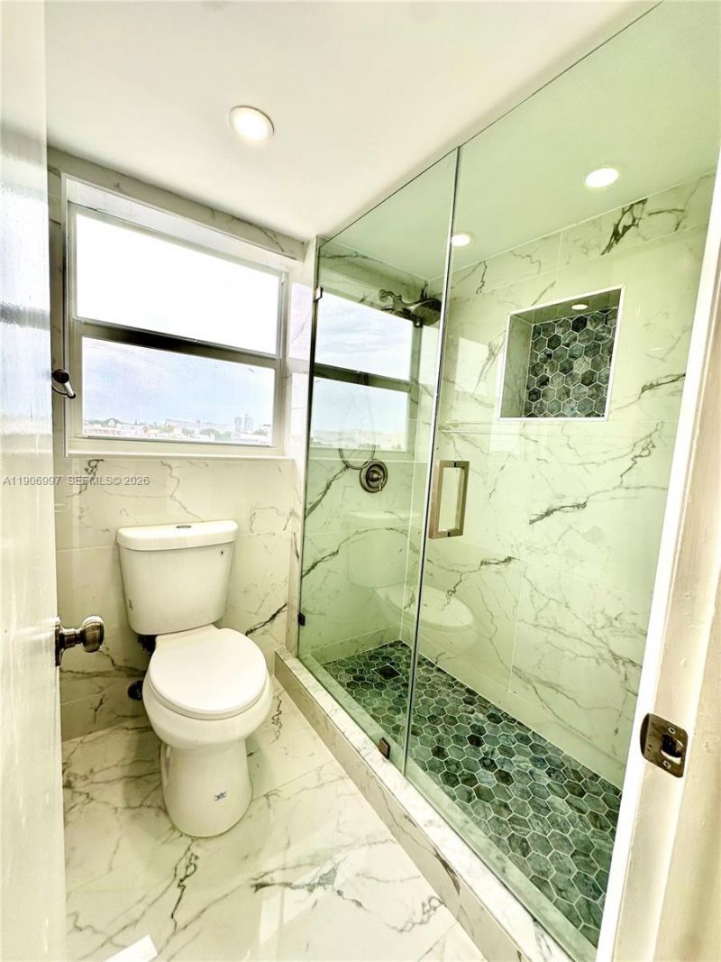 245 18th St, Unit 801, Miami Beach, FL 33139 Photo