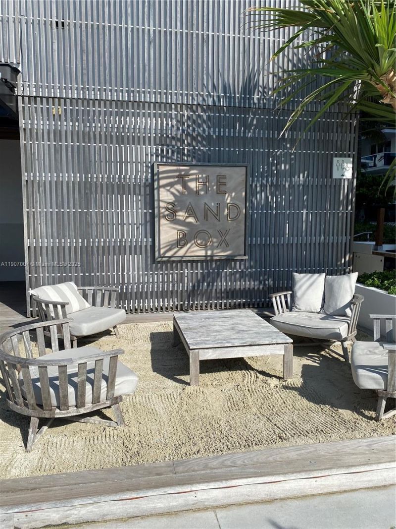 2301 Collins Av, Unit 737, Miami Beach, FL 33139 Photo