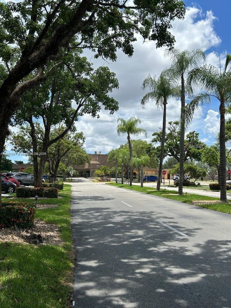 200 Berkley Rd, Unit 113, Hollywood, FL 33024 Photo