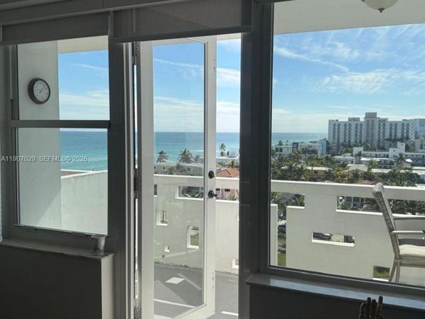 3111 N Ocean Dr, Unit 811, Hollywood, FL 33019