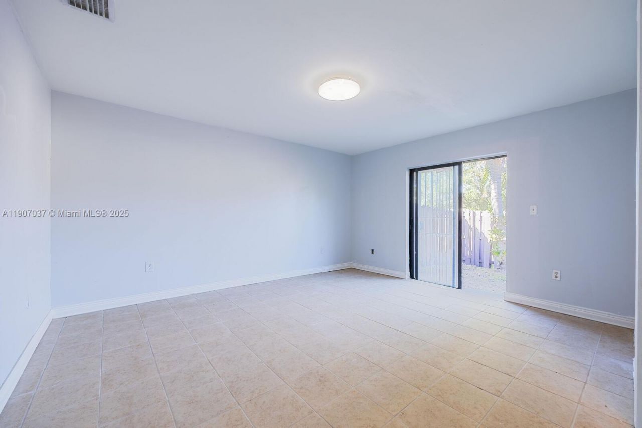 28147 SW 142nd Ct, Homestead, FL 33033 Photo