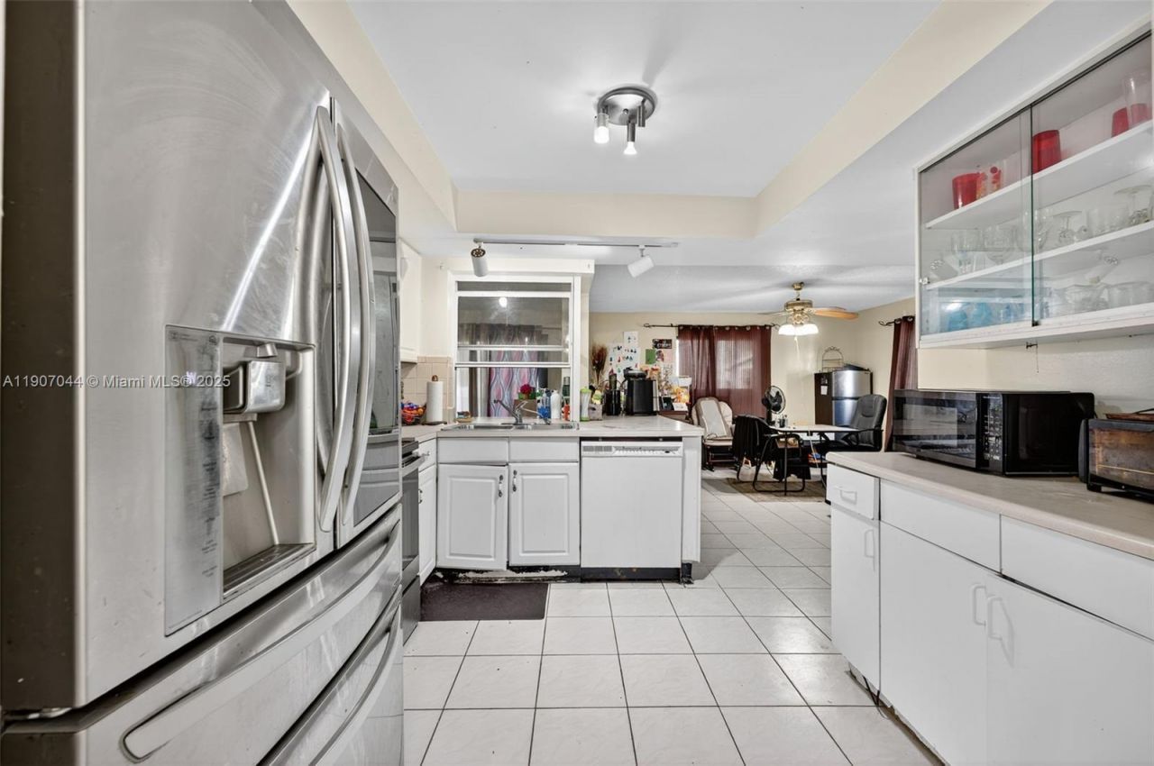 849 NW 70th Way, Margate, FL 33063 Photo