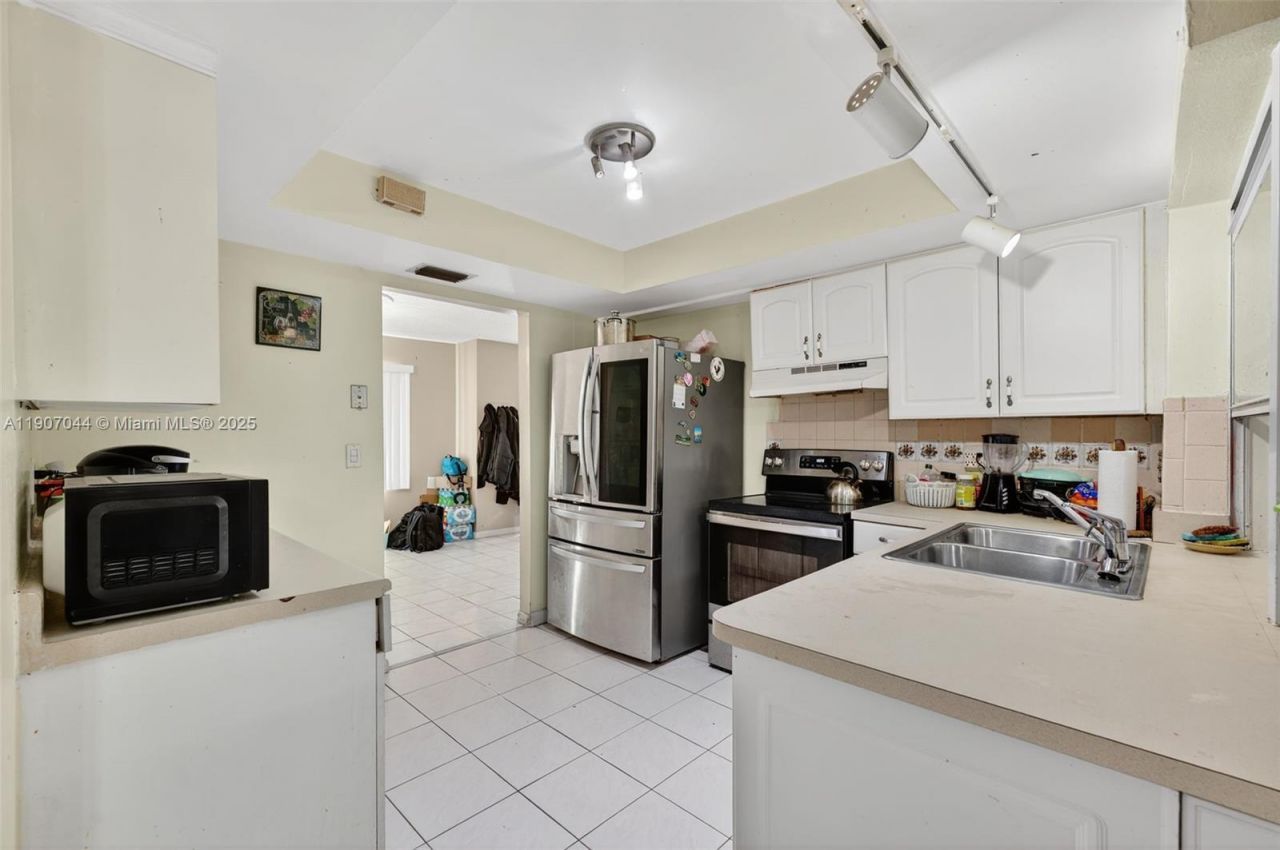 849 NW 70th Way, Margate, FL 33063 Photo