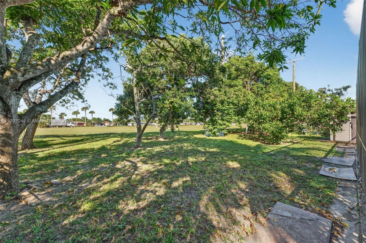 849 NW 70th Way, Margate, FL 33063 Photo