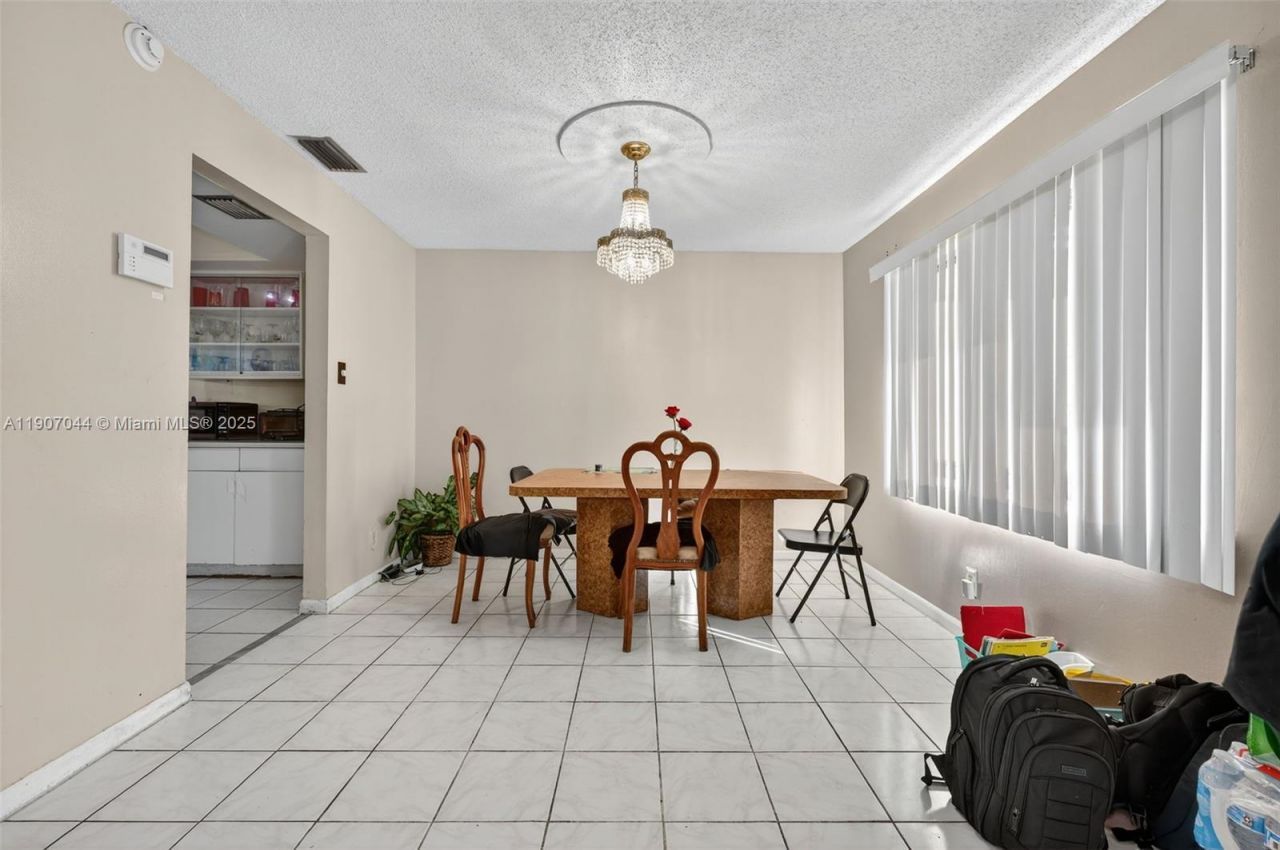 849 NW 70th Way, Margate, FL 33063 Photo