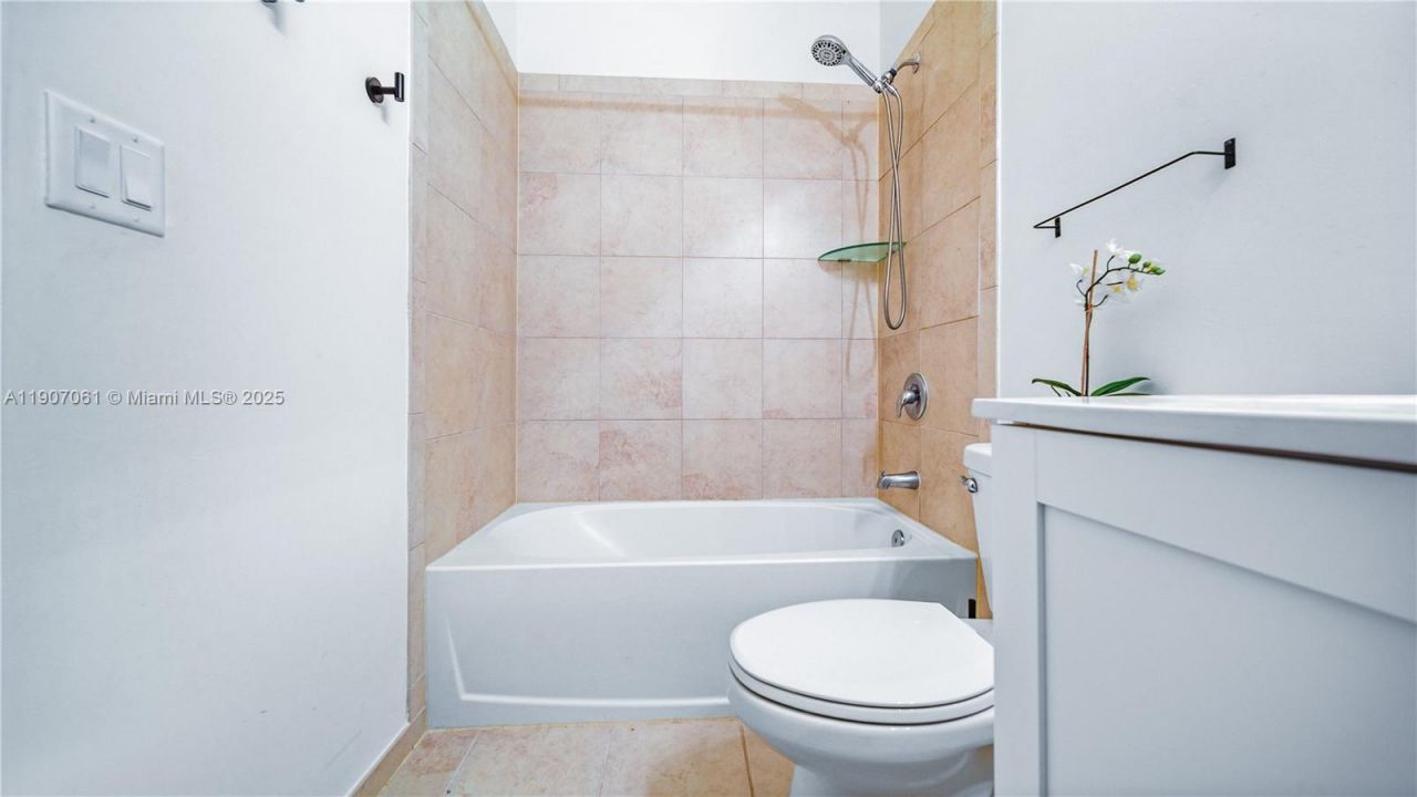 144 SE 34th Ave, Homestead, FL 33033 Photo