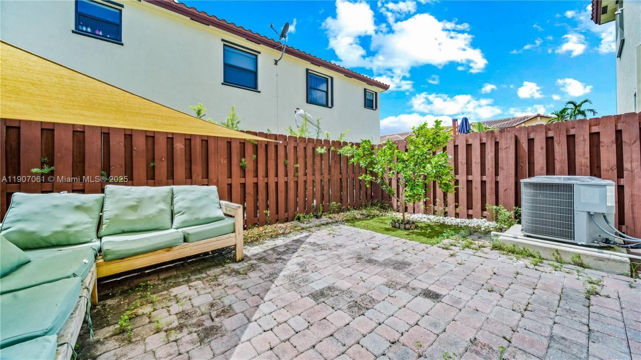 144 SE 34th Ave, Homestead, FL 33033 Photo