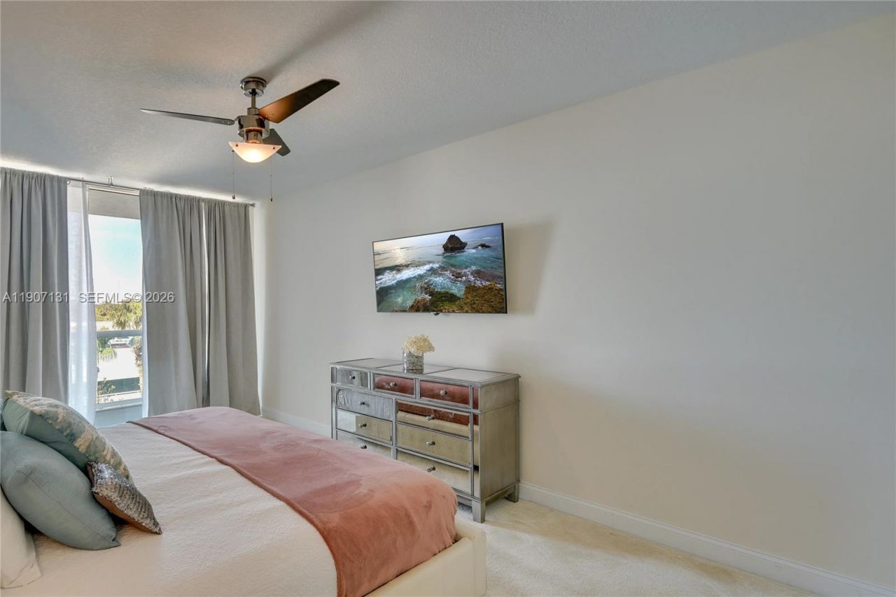 231 Riverside Dr, Unit 510, Daytona, FL 32117 Photo