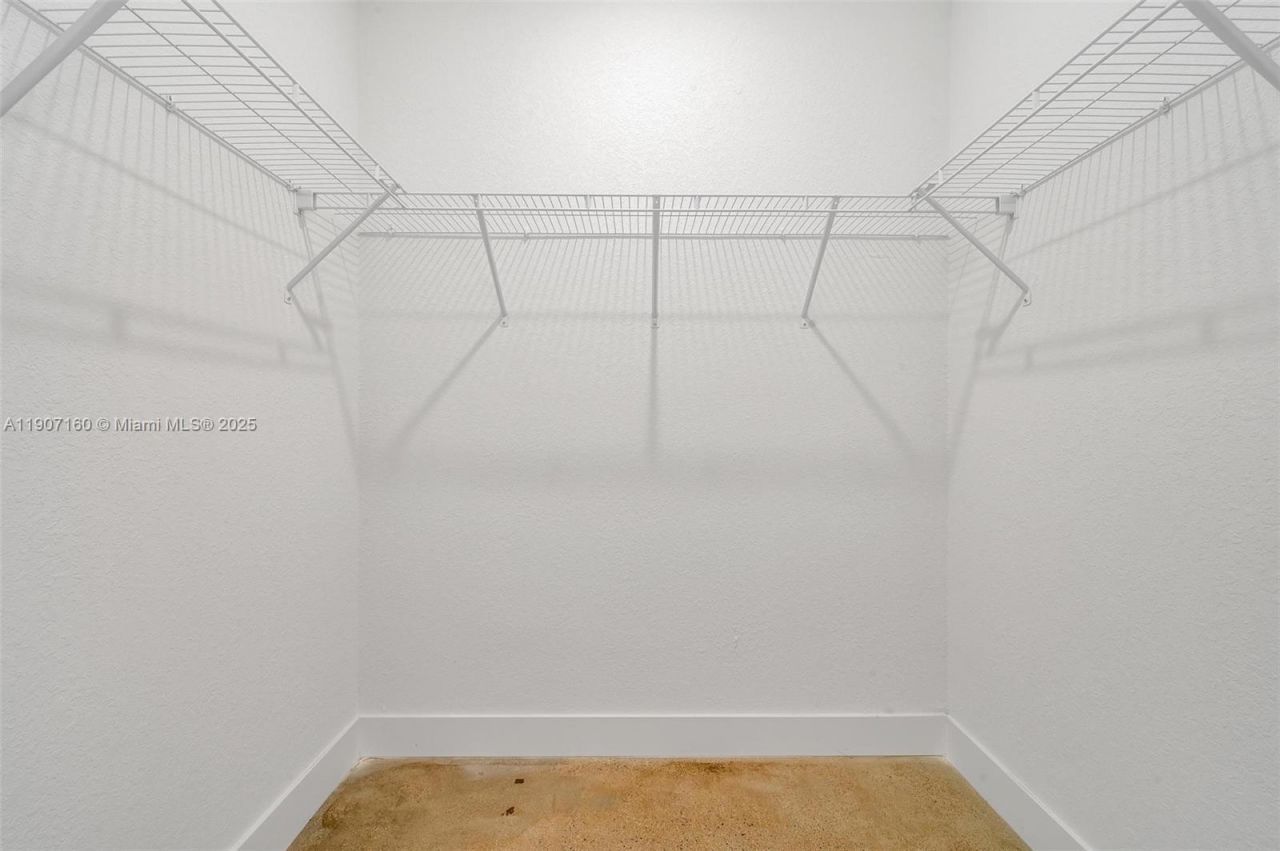 638 NW 15th Ave, Fort Lauderdale, FL 33311 Photo