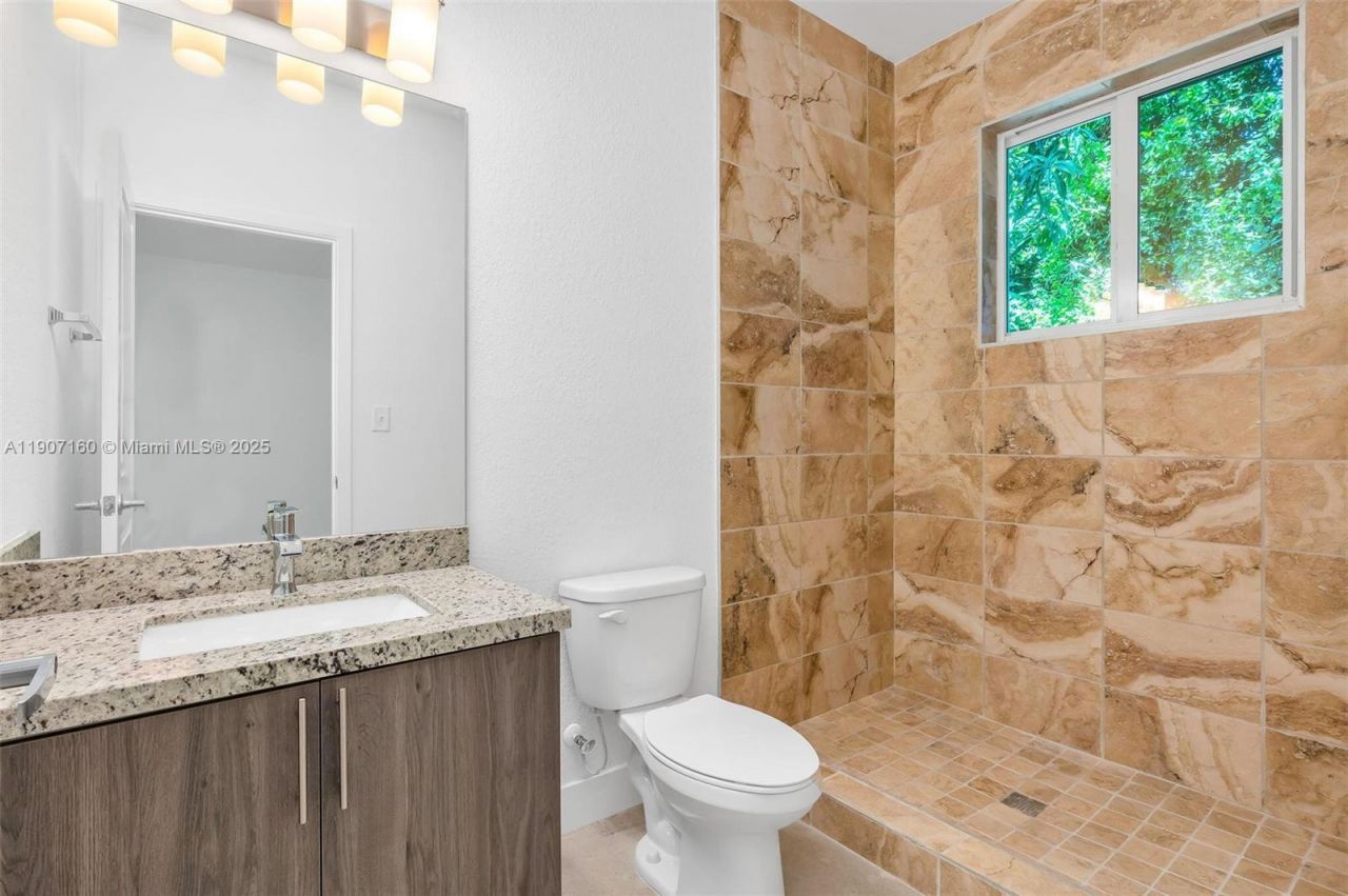 638 NW 15th Ave, Fort Lauderdale, FL 33311 Photo