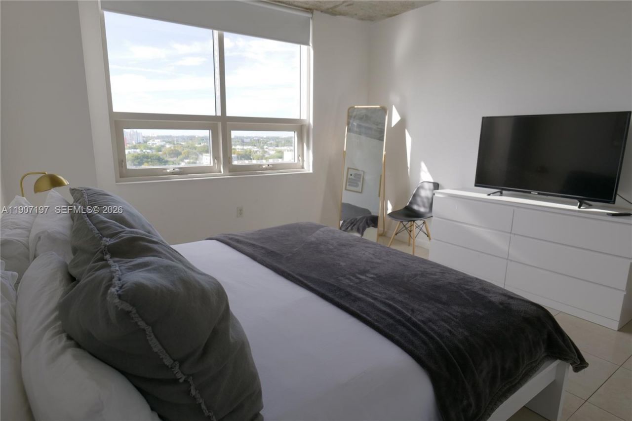 3250 NE 1st Ave, Unit 910, Miami, FL 33137 Photo