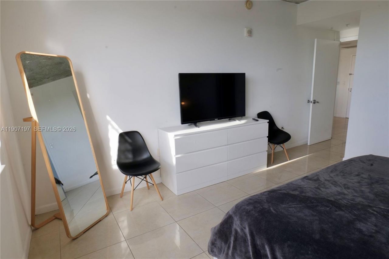 3250 NE 1st Ave, Unit 910, Miami, FL 33137 Photo