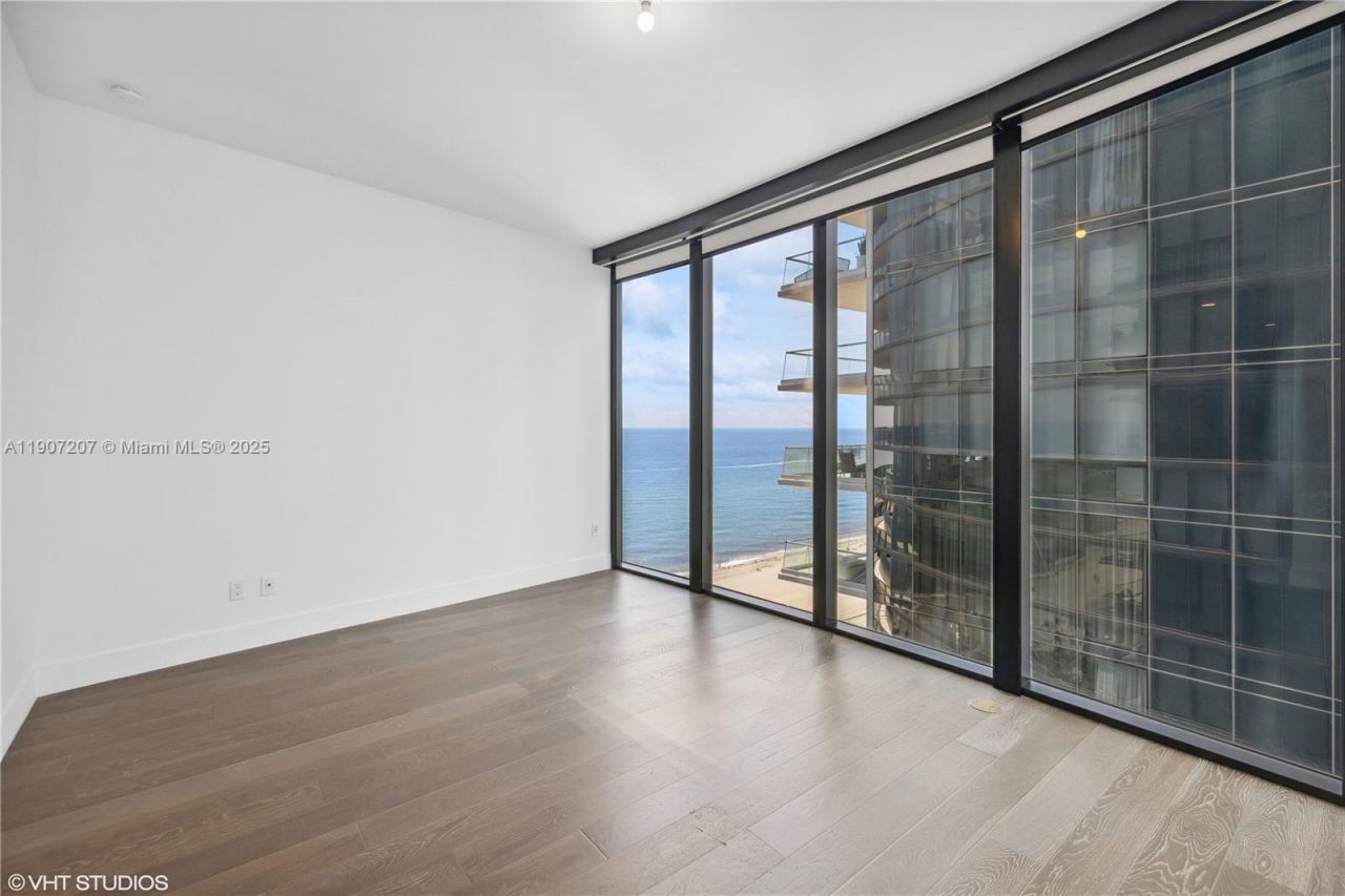 18555 Collins Ave, Unit 1101, Sunny Isles Beach, FL 33160 Photo