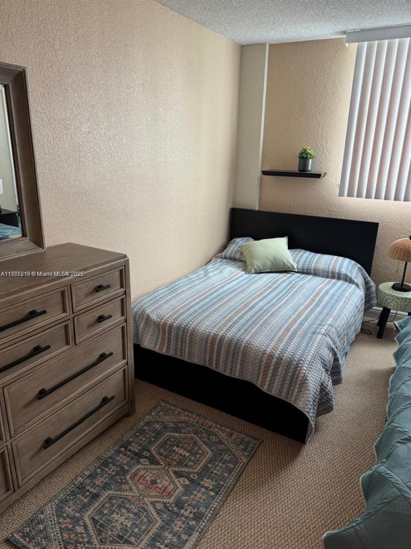 19380 Collins Ave, Unit 707, Sunny Isles Beach, FL 33160 Photo