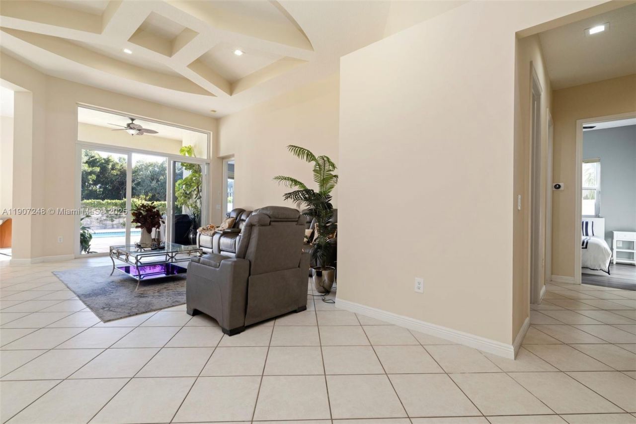 16748 SW 16th St, Pembroke Pines, FL 33027 Photo