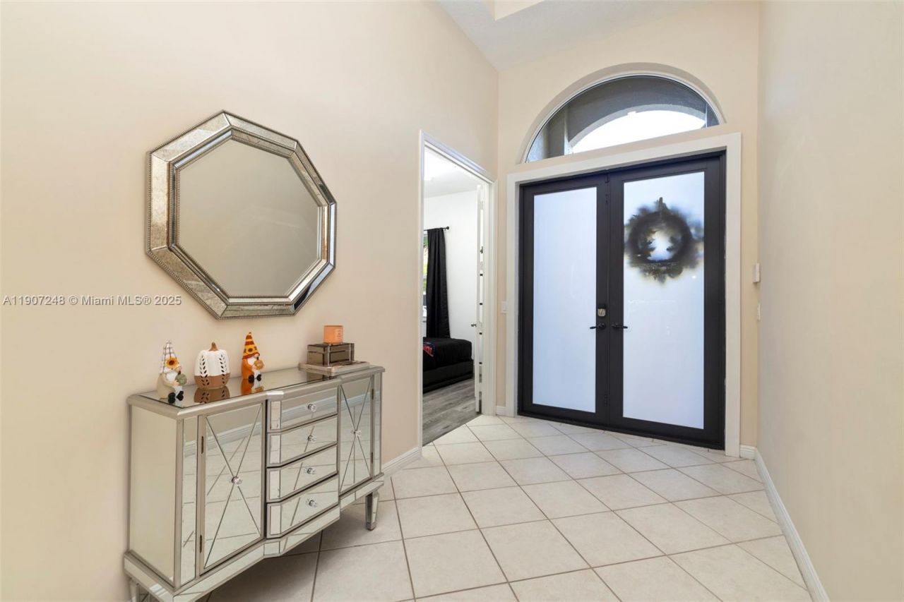 16748 SW 16th St, Pembroke Pines, FL 33027 Photo