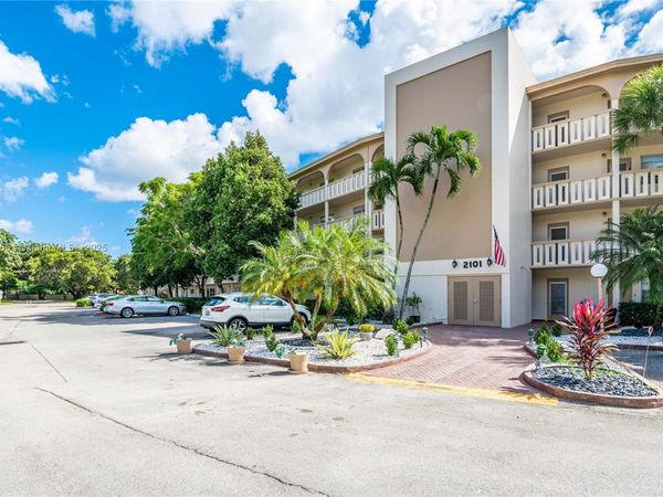 2101 Lucaya Bnd, Unit C1, Coconut Creek, FL 33066