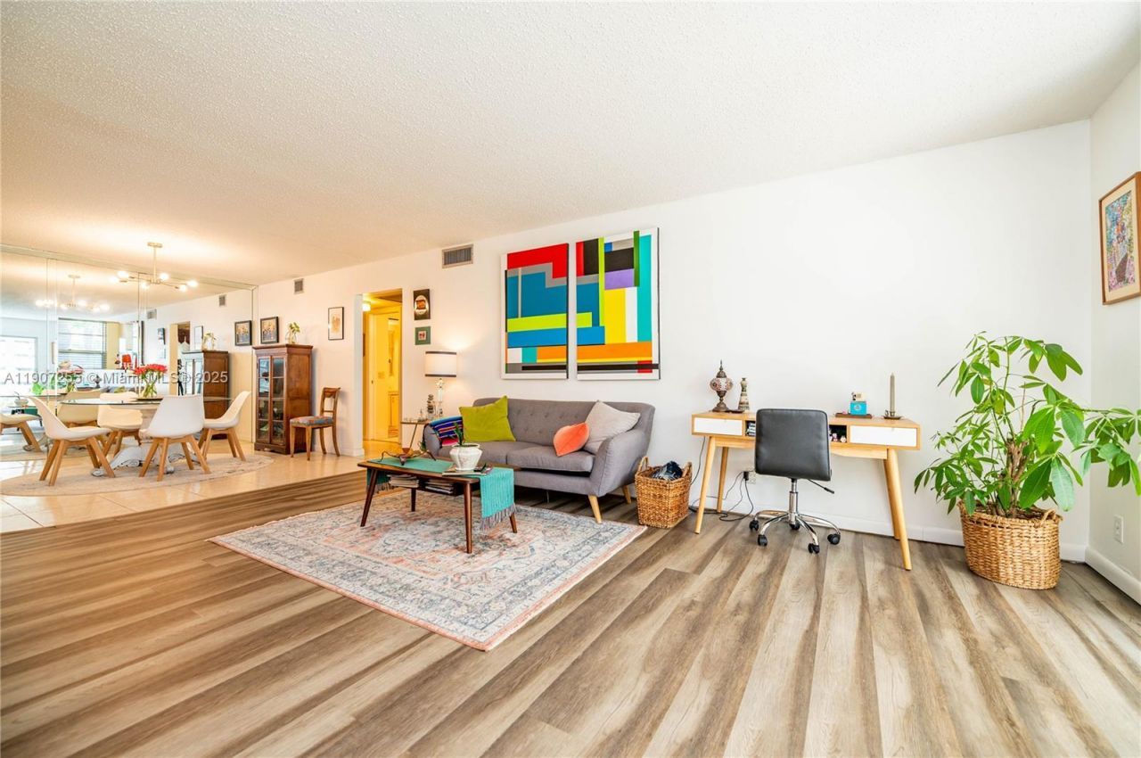 2101 Lucaya Bnd, Unit C1, Coconut Creek, FL 33066 Photo