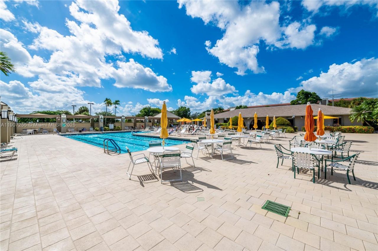 2101 Lucaya Bnd, Unit C1, Coconut Creek, FL 33066 Photo