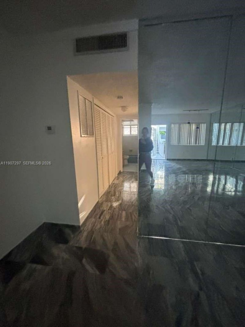 2430 NE 135th St, Unit 203, North Miami, FL 33181 Photo