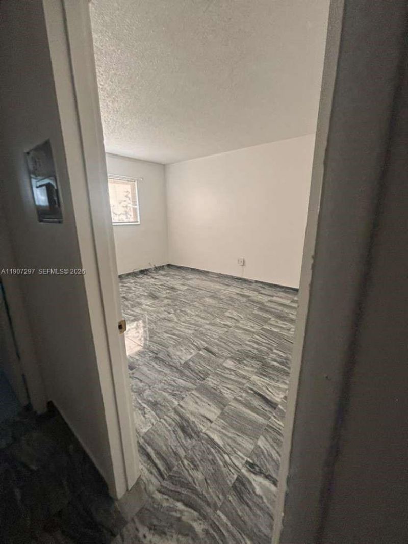 2430 NE 135th St, Unit 203, North Miami, FL 33181 Photo